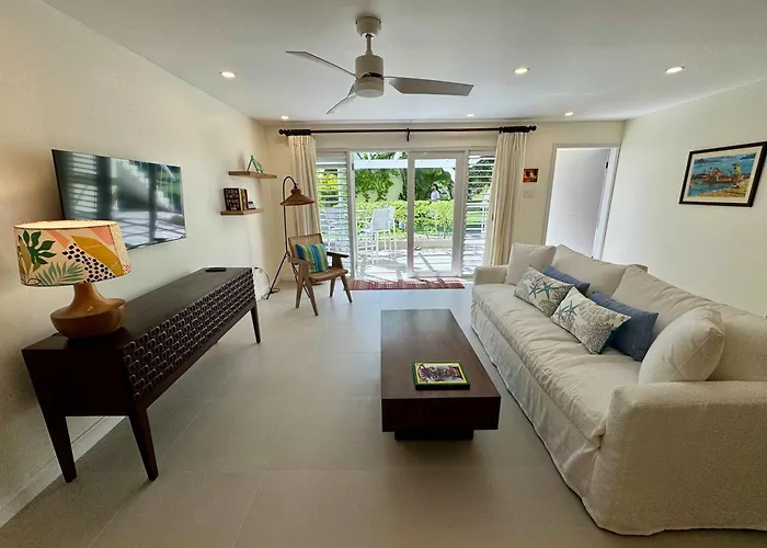 Hospitality Expert Swf104 Pool Chef Apartment *